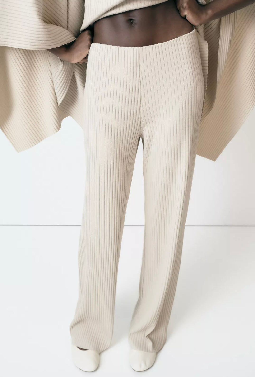 PANTALÓN CANALÉ