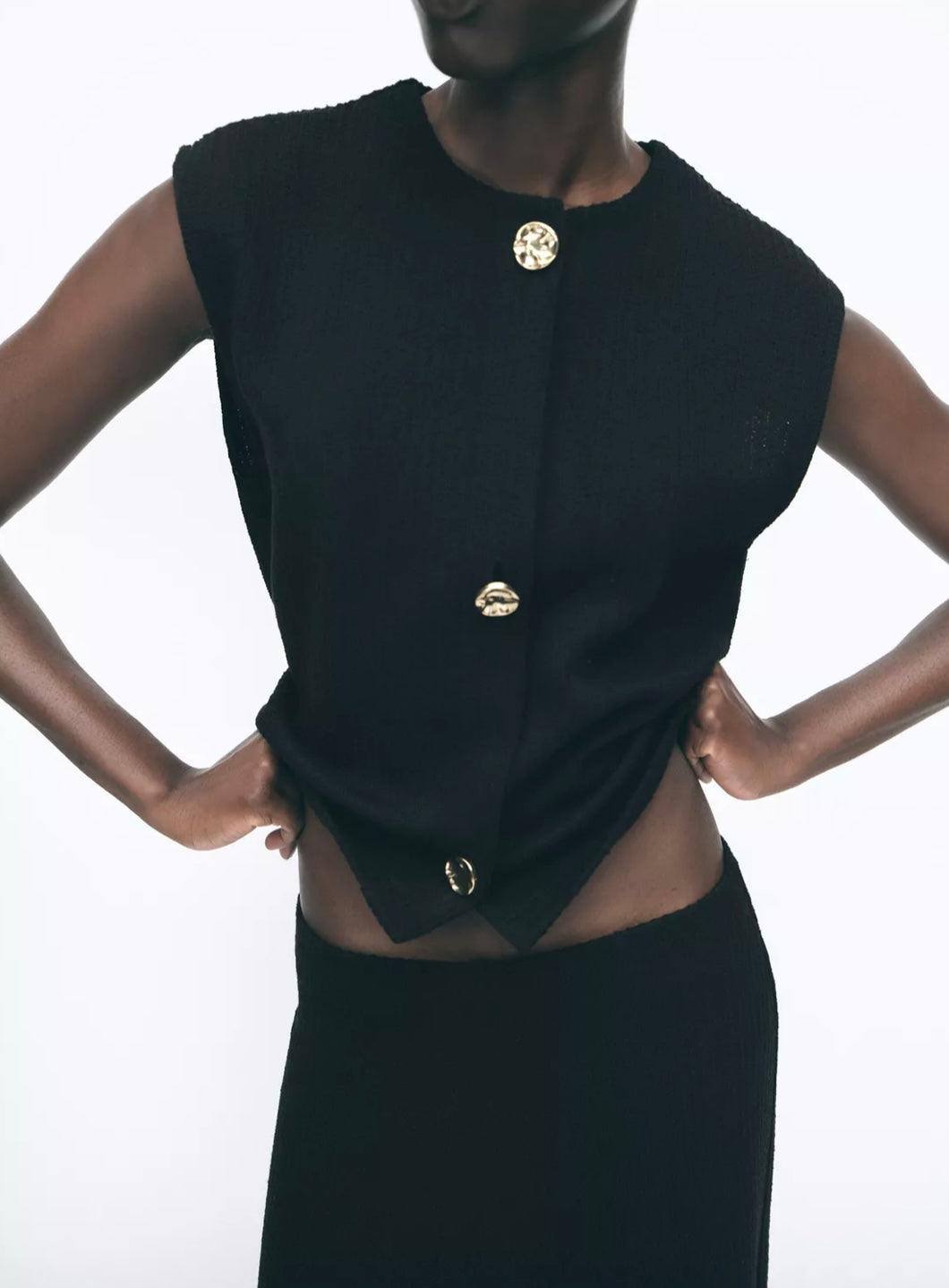 TOP CHALECO ESTRUCTURA BOTONES
