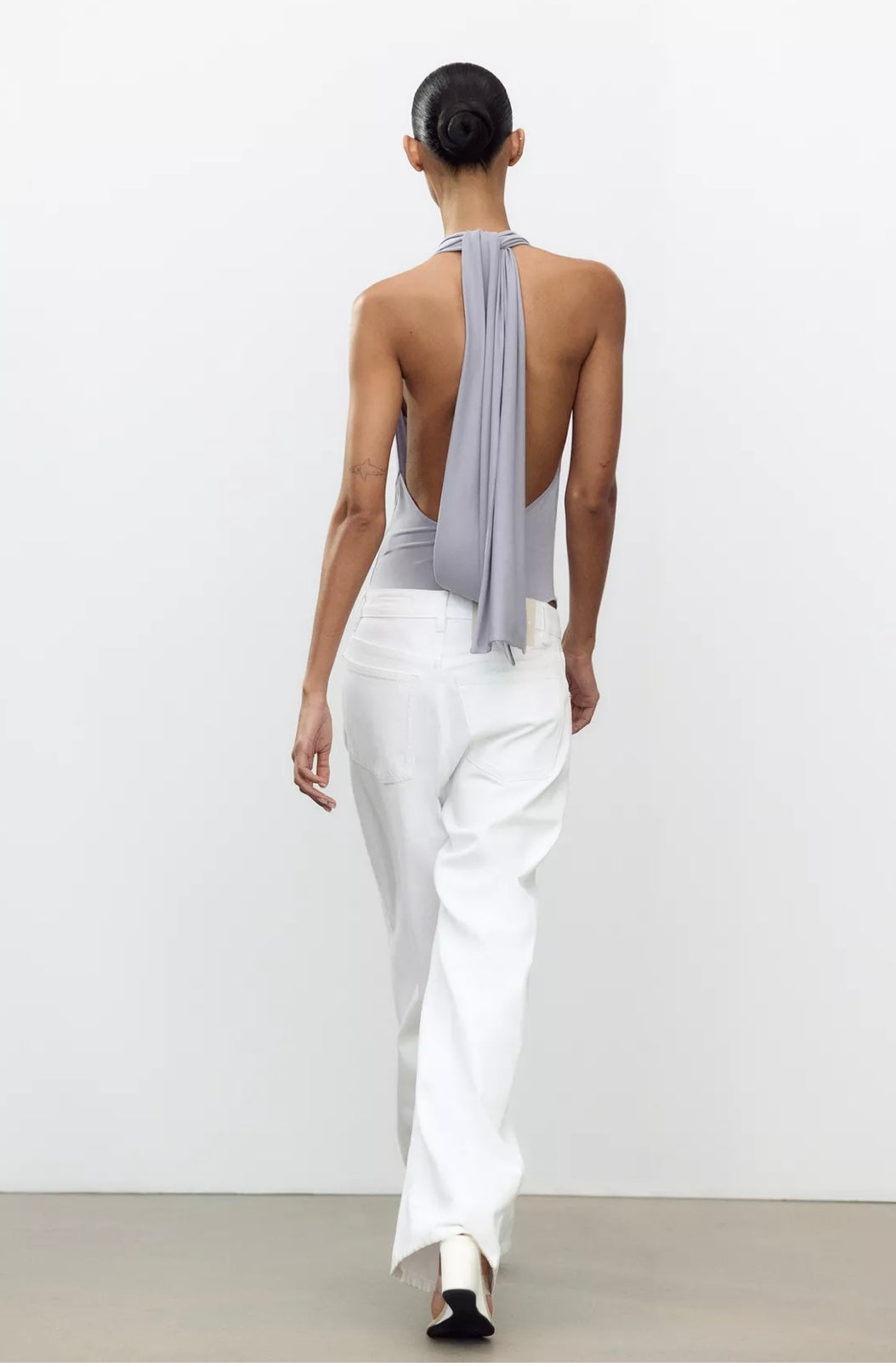 BODY HALTER FLUIDO LAZO