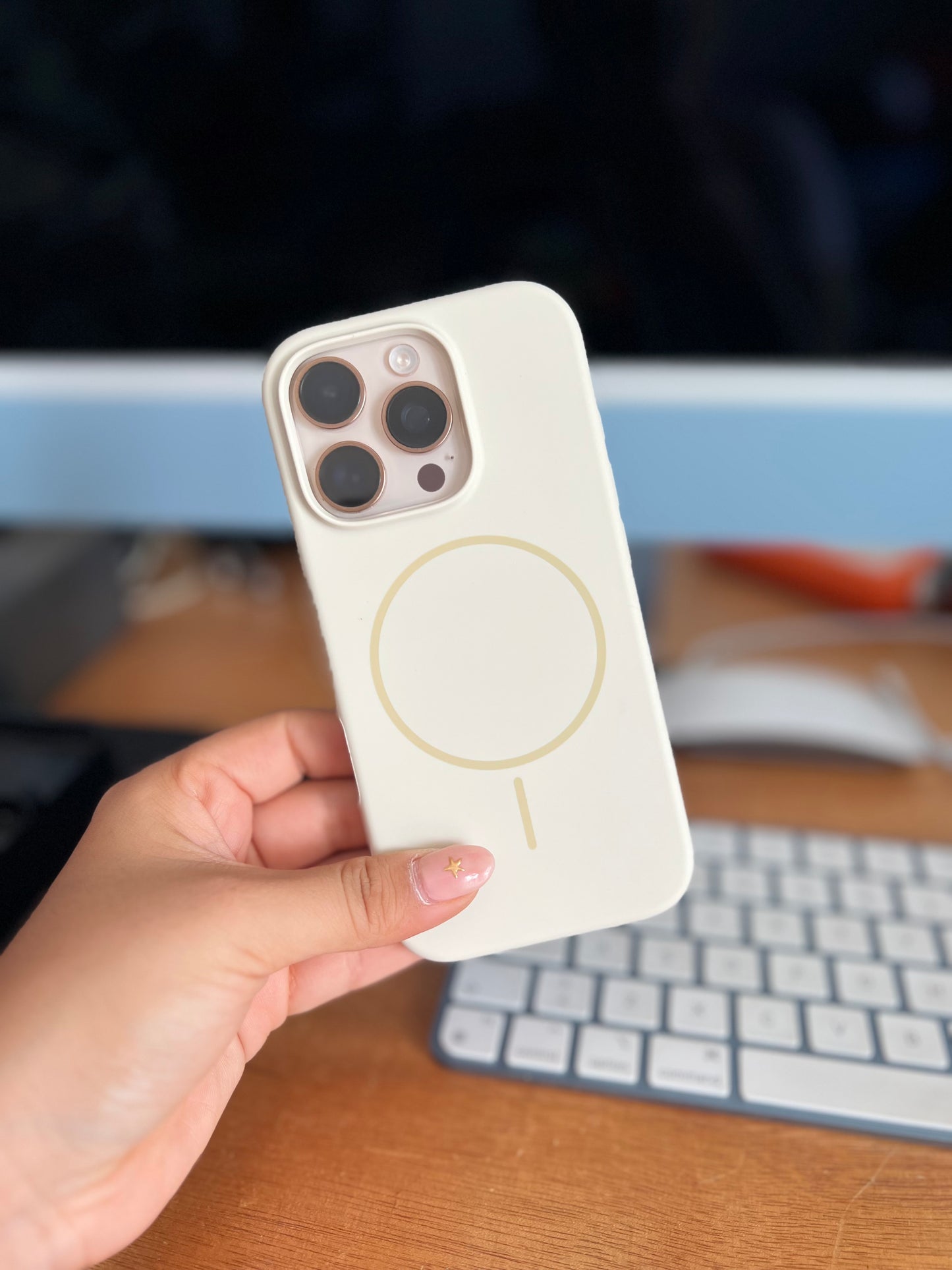 Silicon MagSafe baby yellow