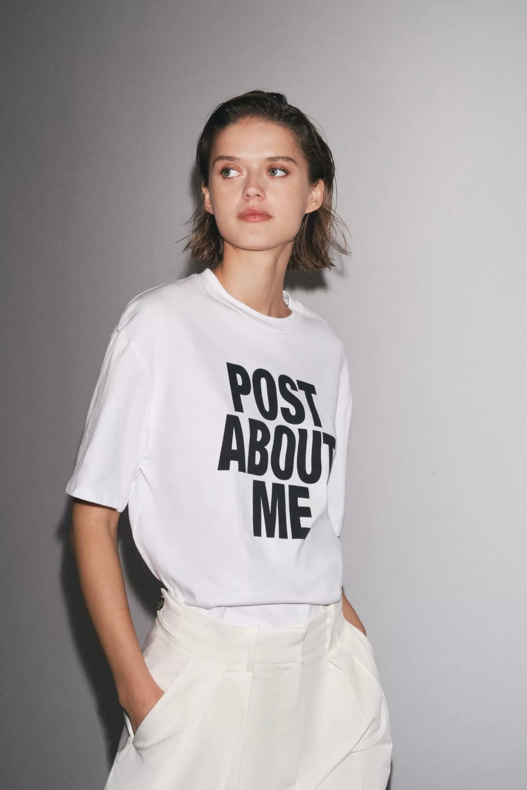 OVERSIZED TEXT T-SHIRT