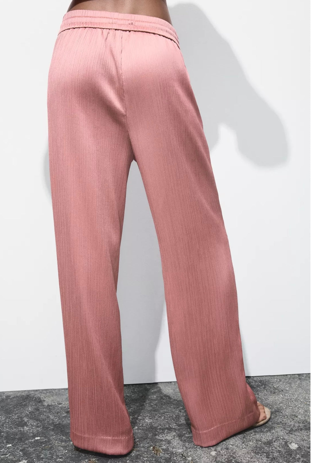 PANTALÓN EFECTO ARRUGADO
